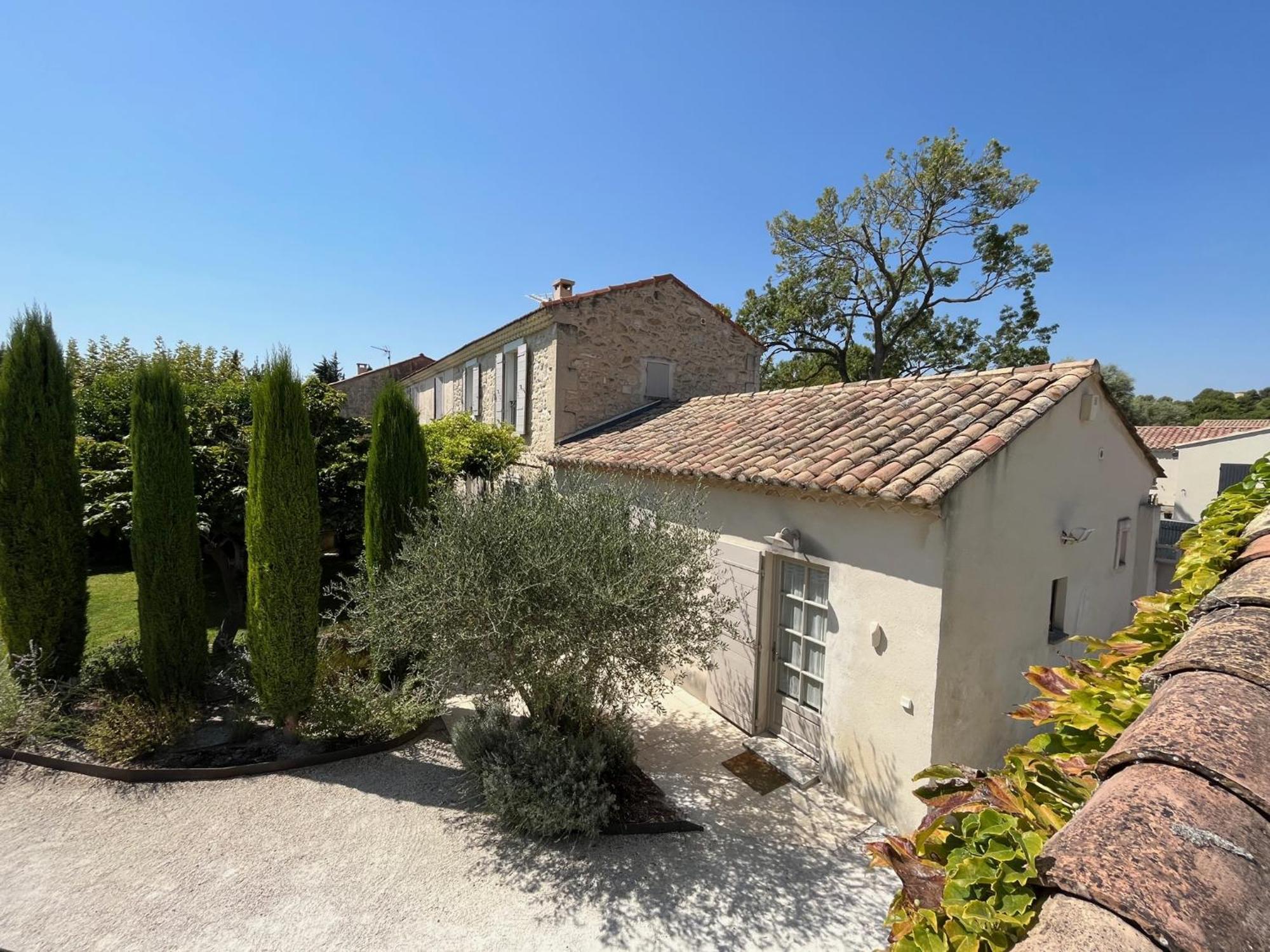 Le Mas Du Chemin : Mas Typique Des Alpilles Paradou Buitenkant foto